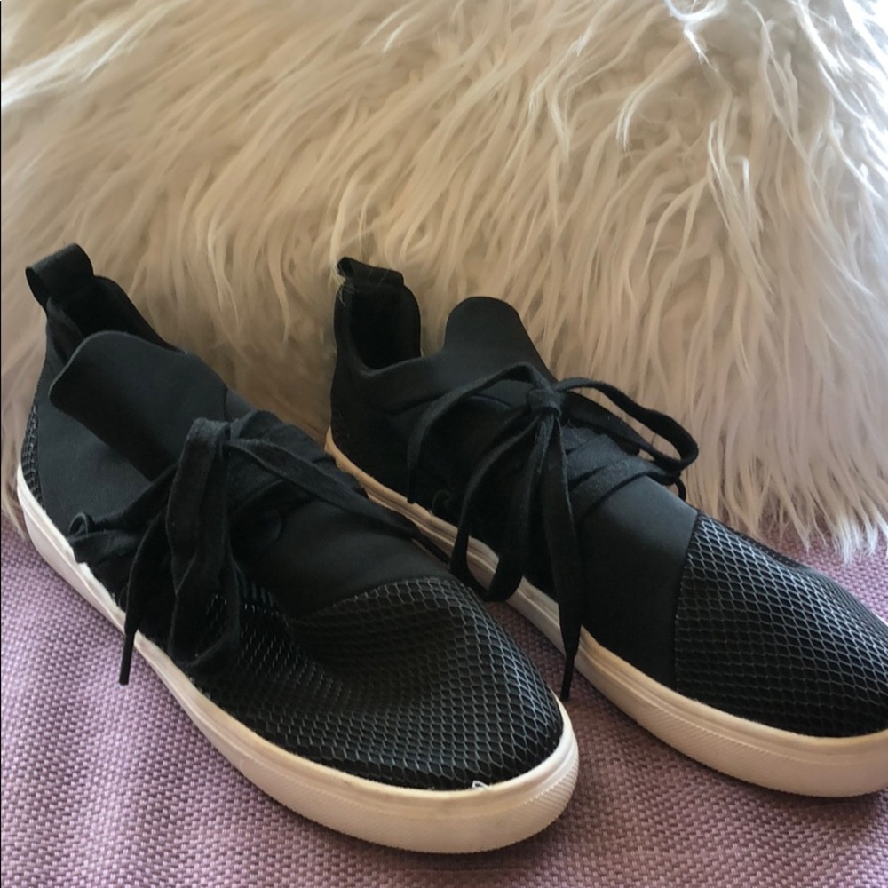 Steve Madden Sneakers
